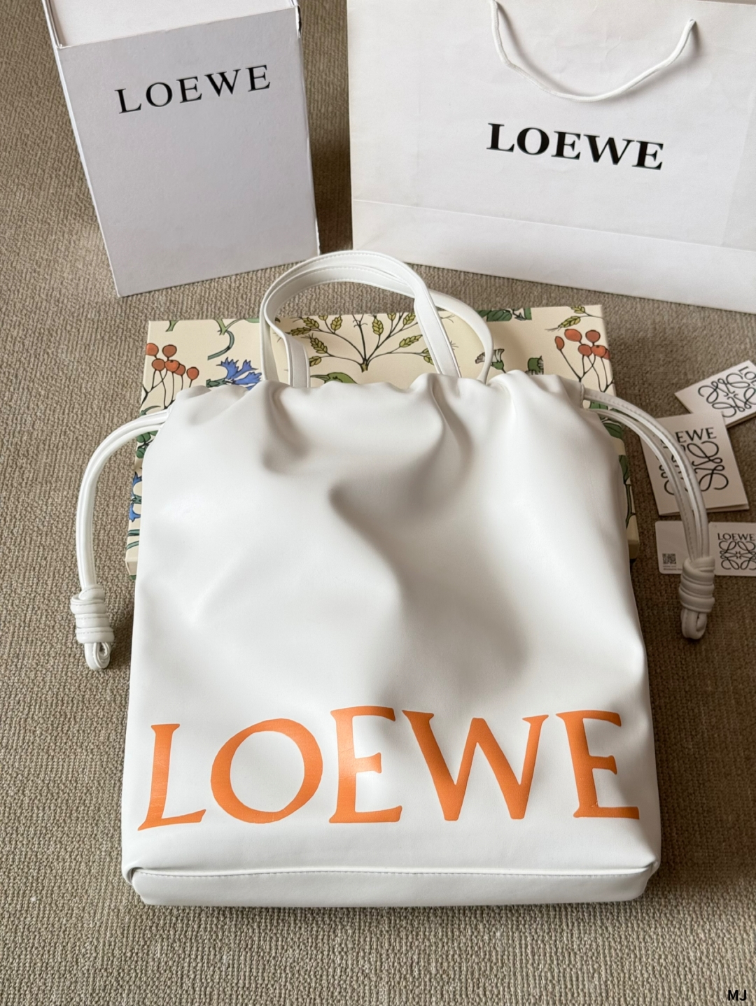 LOEWE 73